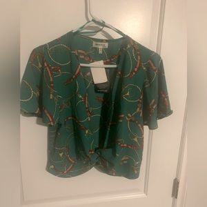 Monteau short sleeve crop top NWT